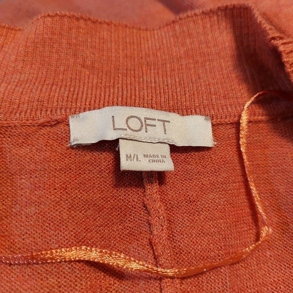 LOFT LADIES SHORT SLEEVE CARDIGAN SWEATER- M/L - Picture 4 of 4